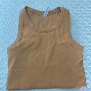 Alo yoga crop top